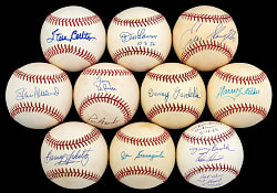 St. Louis Cardinals Signed Baseballs Collection (39)