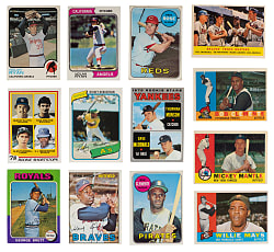 1958-1980 Topps Hall of Fame & Star Collection (17) with Aaron, Clemente, Mantle & Mays