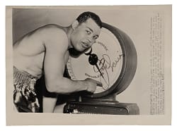 Joe Louis Signed 1948 Associated Press Wire Photograph with Full JSA LOA