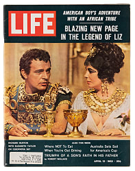 4/13/62 Life Magazine with Mantle/Maris Post Cereal Card Panel