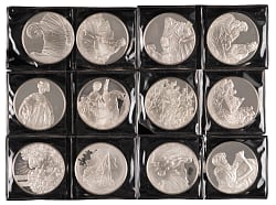 1972-1976 Franklin Mint The Genius of Rembrandt 2.08 Troy Ounce Sterling Medals (31) - 64.5 Ounces Sterling Total
