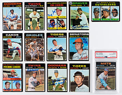 Signed 1971 Topps Partial Set (557/752) with (27) Hall of Famers, (65) High Numbers & (88) Mid-Series