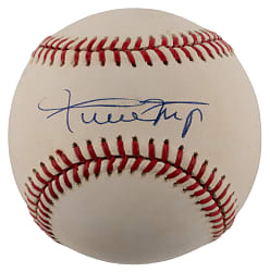Willie Mays Single-Signed ONL/White Baseball PSA/DNA Overall Grade 7.5