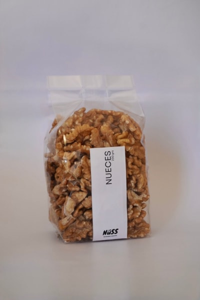 Nueces Mariposa