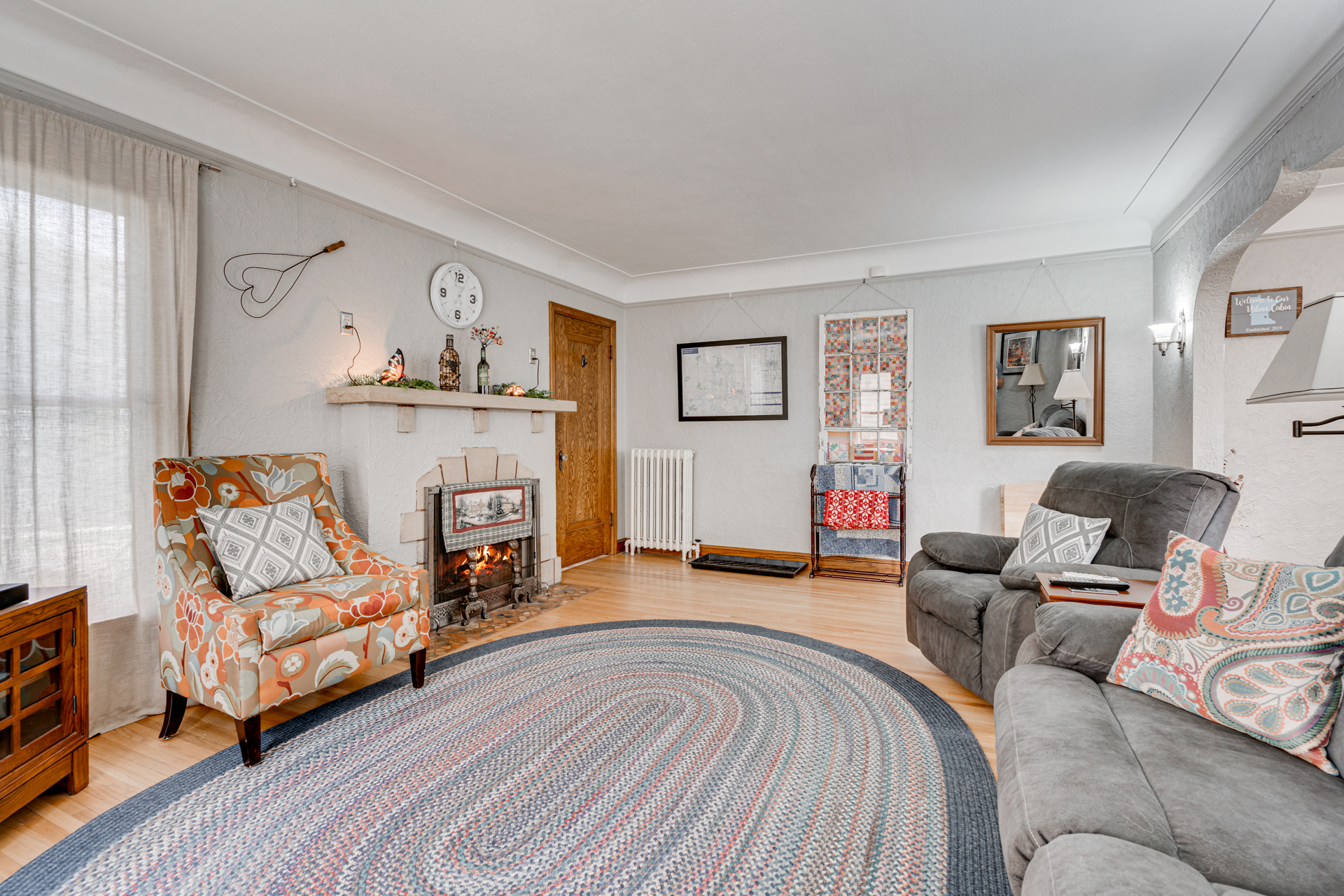 Cozy living room with a warm atmosphere and vibrant decor.