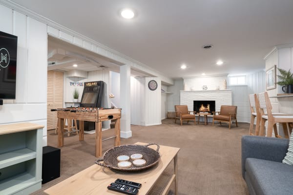 Lots of space to gather the whole crowd (Fireplace not for use)