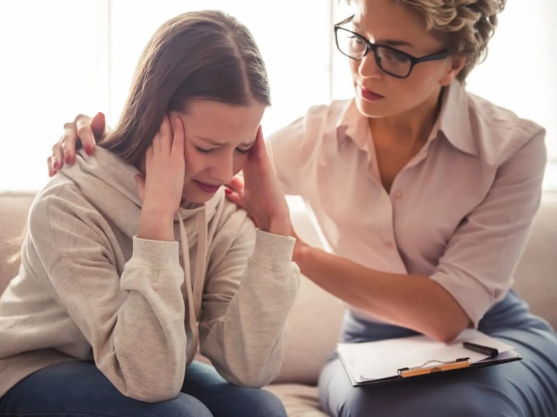 EMDR for Teens: How Safe, Compassionate Therapy Helps the Brain Heal