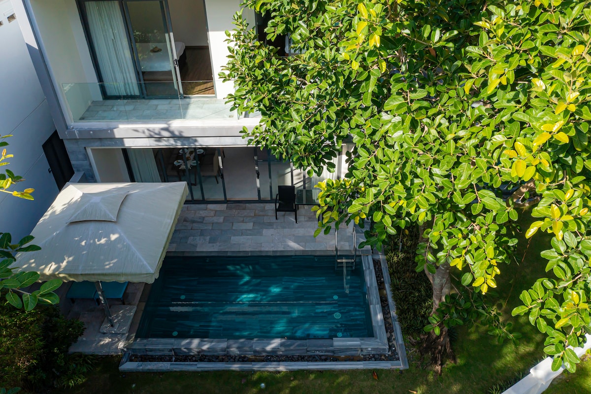 Lotus residence interior