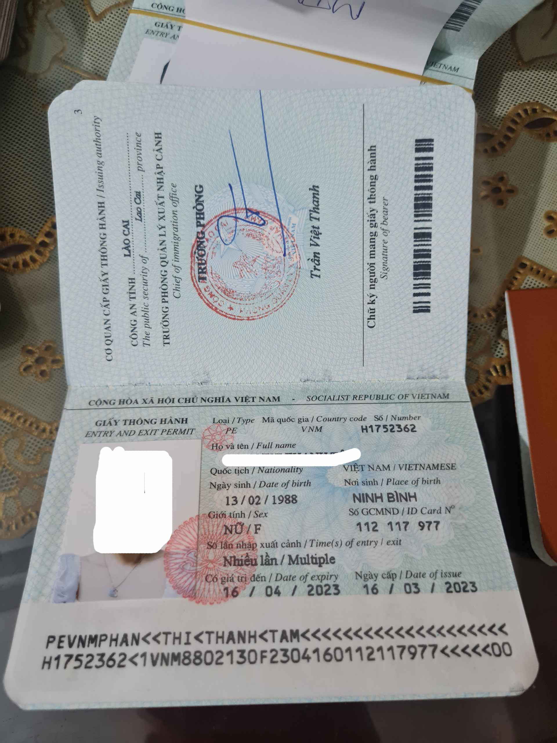 Ảnh Giấy thông hành Hà Khẩu