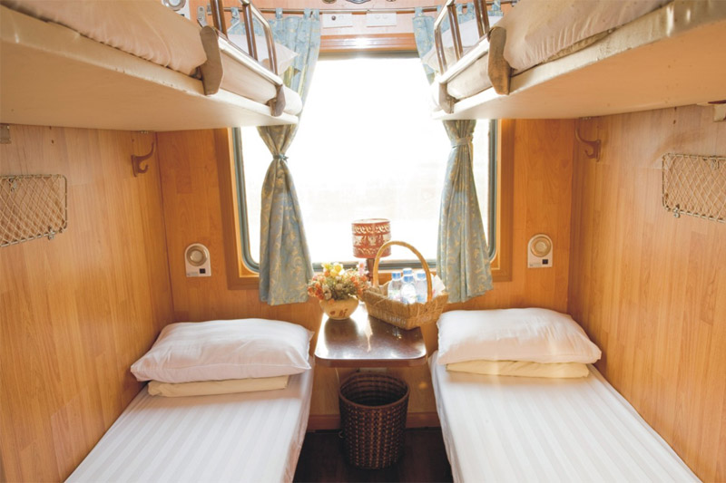 Tàu VSV Travel