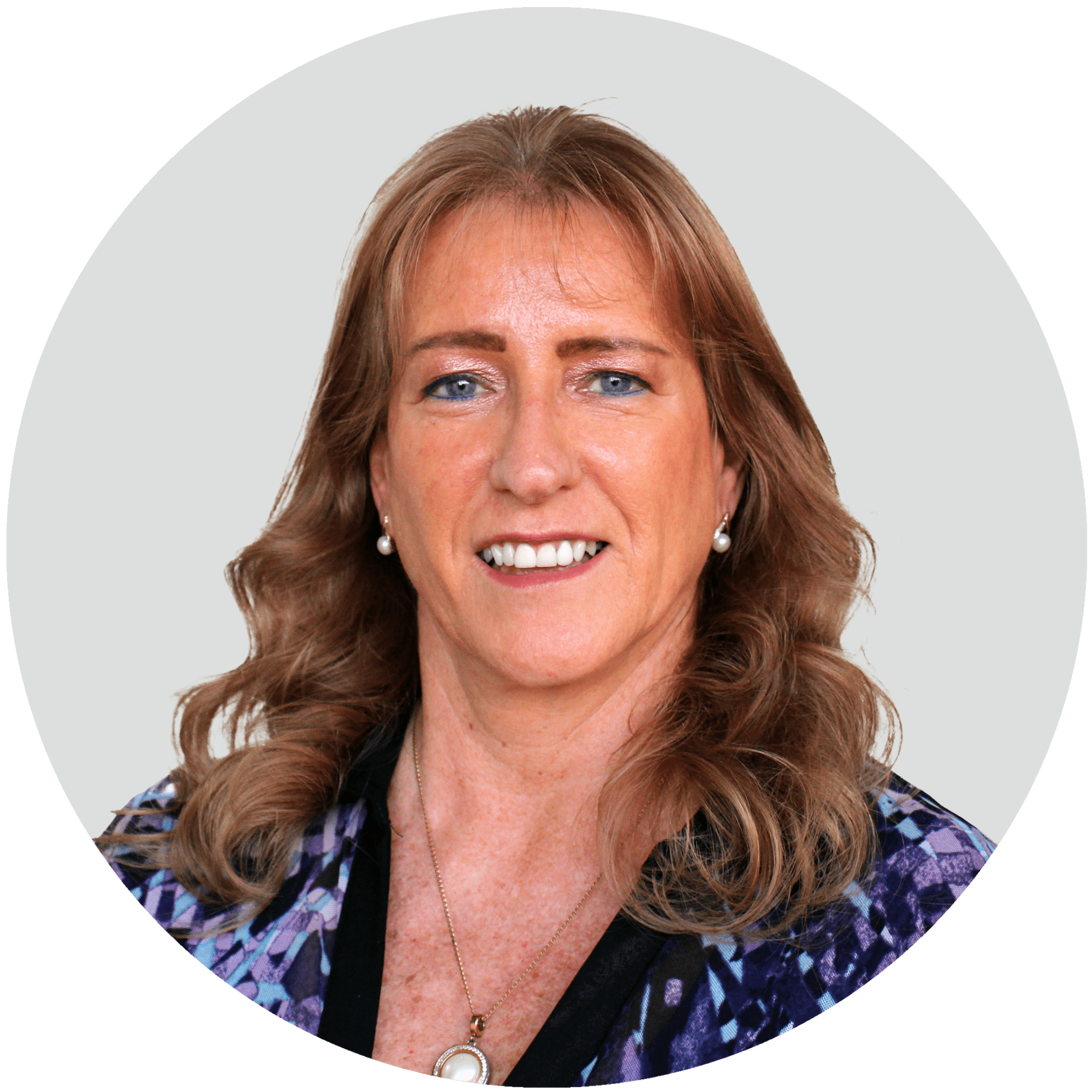 Chief Executive | Pou Whakahaere: Kathy Wolfe