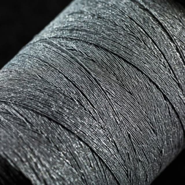 Reflex Cry Reflective thread