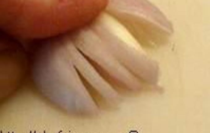 Ciseler une échalote ou un oignon - Comment découper une échalotte ou ...