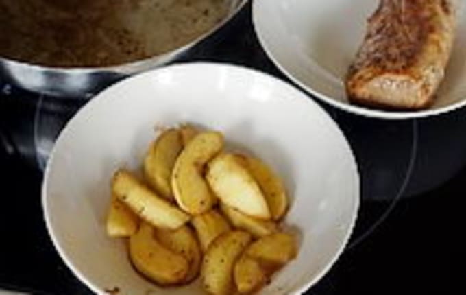 Filet mignon à la normande aux pommes et au cidre : recette Filet