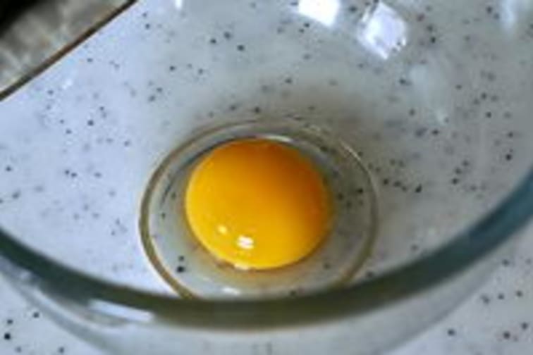 Sauce mayonnaise à l'huile d'olive et moutarde aux herbes - Recette par
