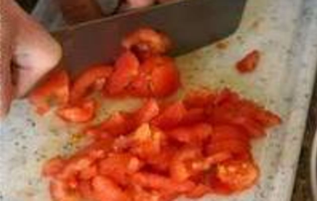Epépiner et concasser une tomate - Etape 9
