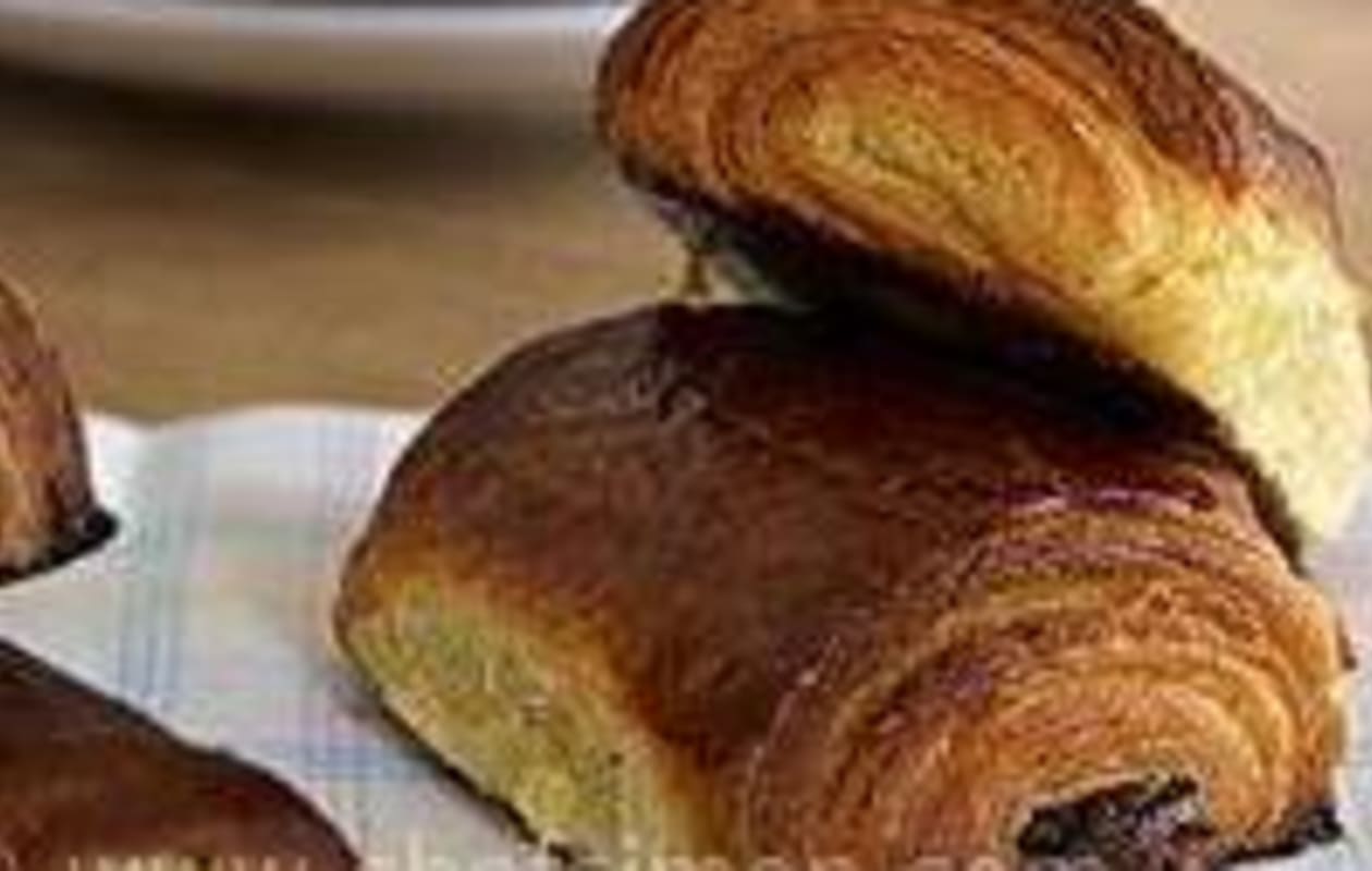 Croissants et pains au chocolat - Découpe et cuisson - Etape 11