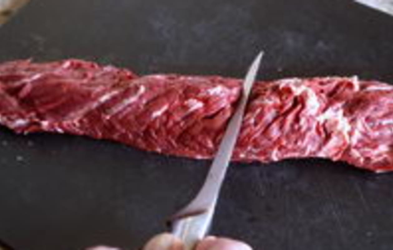 Pr paration De L onglet Avant La Cuisson Technique Culinaire pr-paration-de-l-onglet-avant-la-cuisson-technique-culinaire