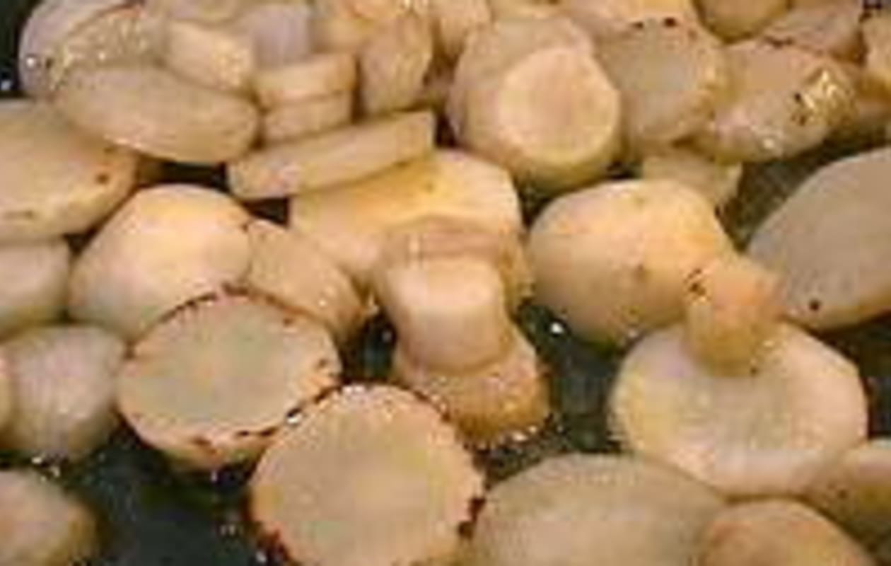 Topinambours sautés ou à la crème à l'ail et au persil - Recette par