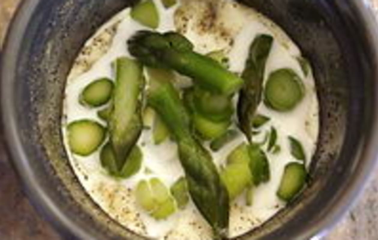 Oeufs cocotte aux pointes d'asperges - Etape 7