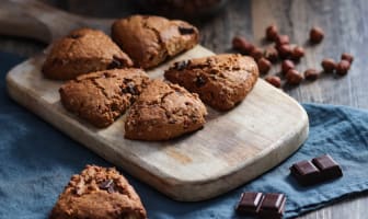 Scone de noisette et pépites de chocolat