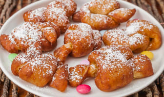 Beignets luxembourgeois