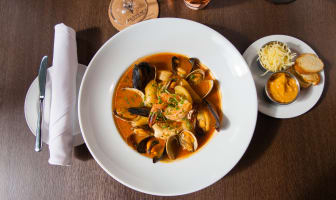 Bouillabaisse, rouille et gruyère