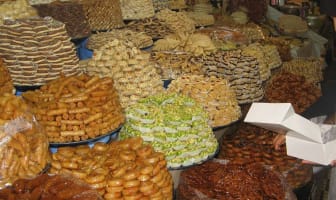 Exposition de gâteaux marocains
