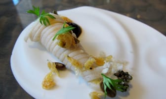 Amuse-bouche avec  ail noir 