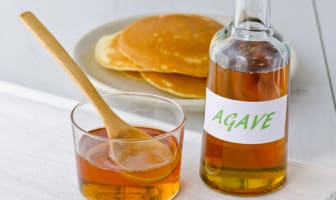 Sirop d'agave et pancakes