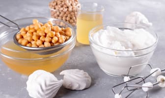 Aquafaba de pois chiches et préparation de meringues sans oeuf