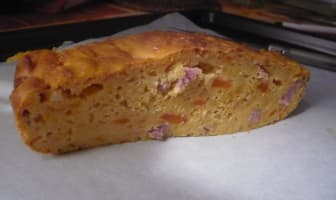 Cake salé aux carottes et jambon