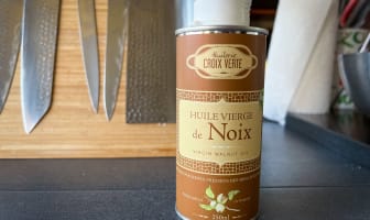 Huile de noix et vinaigre