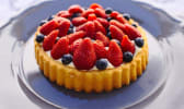 Gâteau aux fraises et aux bleuets