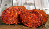 'nduja tranché sur planche à découper