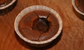 Fondant au chocolat dans sa caissette papier