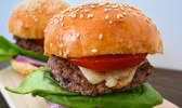 6 burgers sans viande qui vont faire de la fête des pères le meilleur déjeuner de l'année