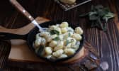 Cassolette de gnocchis au beurre de sauge et parmesan