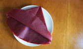 Tklapi sur assiette blanche