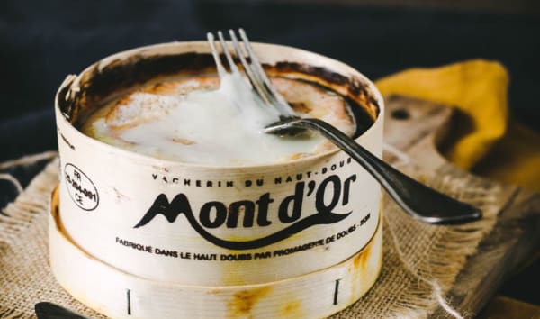 Mordus de fromage fondu