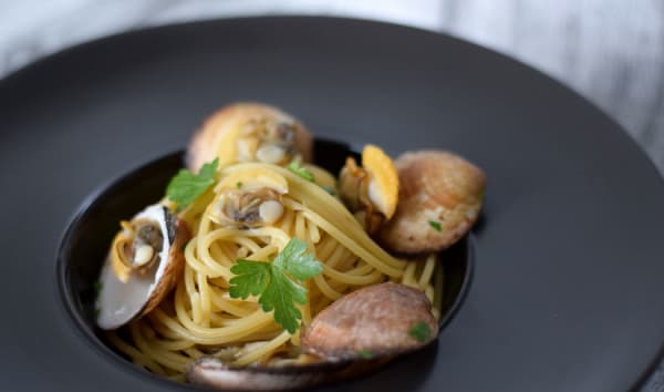 Spaghetti aux amandes de mer