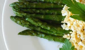 L'oeuf et l'asperge, un mariage qui tient la route !