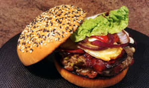Donnez moi, Madame, svp, du ketchup pour mon burger