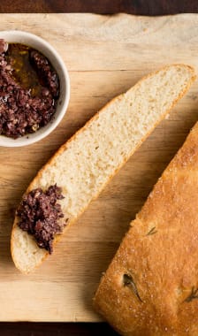 Tapenade & Foccacia