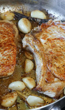 Côtes de veau à la gousse d'ail