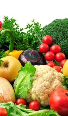 Assortiment de fruits et légumes crus