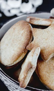 Biscuits de noël en forme d'étoile