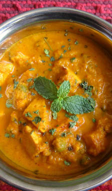 Curry dans un bol