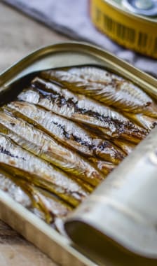 Conserve de sardines à l'huile