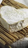 Neufchâtel posé sur paille